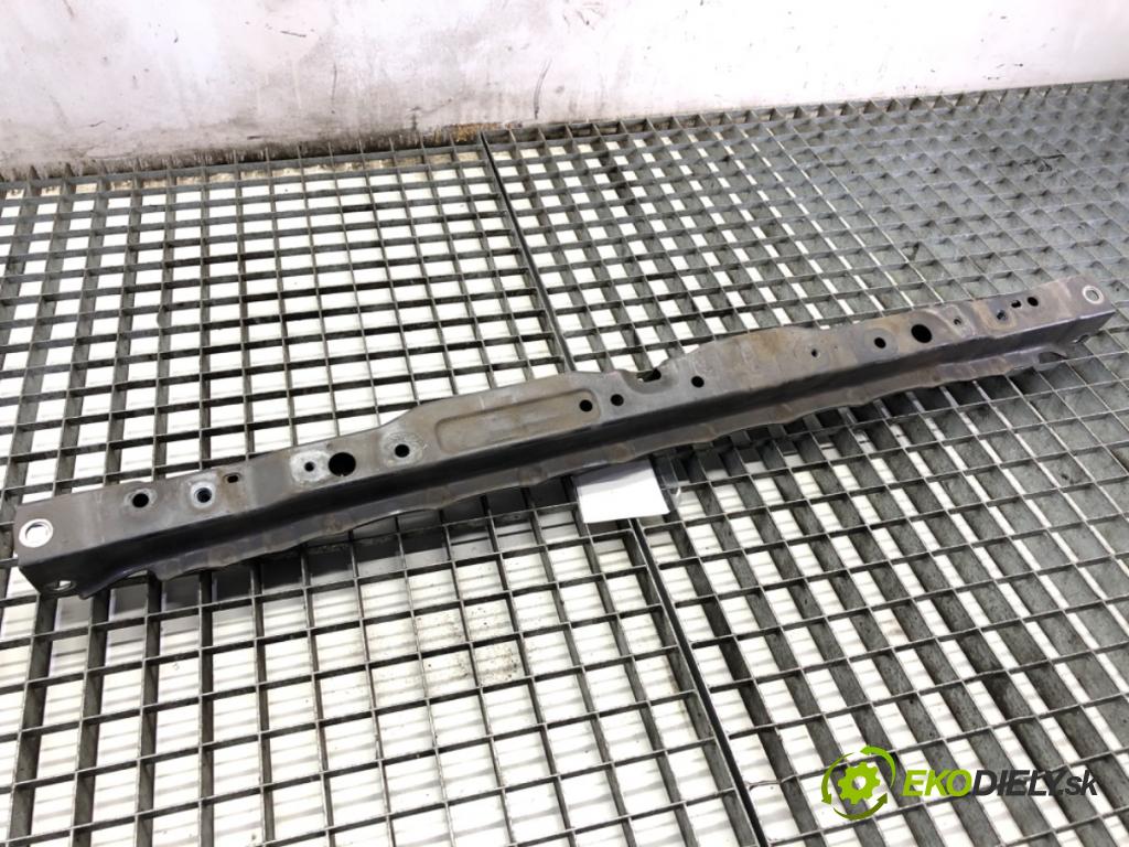 TOYOTA RAV 4 IV SUV 2017 114 kW 2.5 Hybrid 4WD (AVA44_) 2494 výztuha horní  (Výztuha)