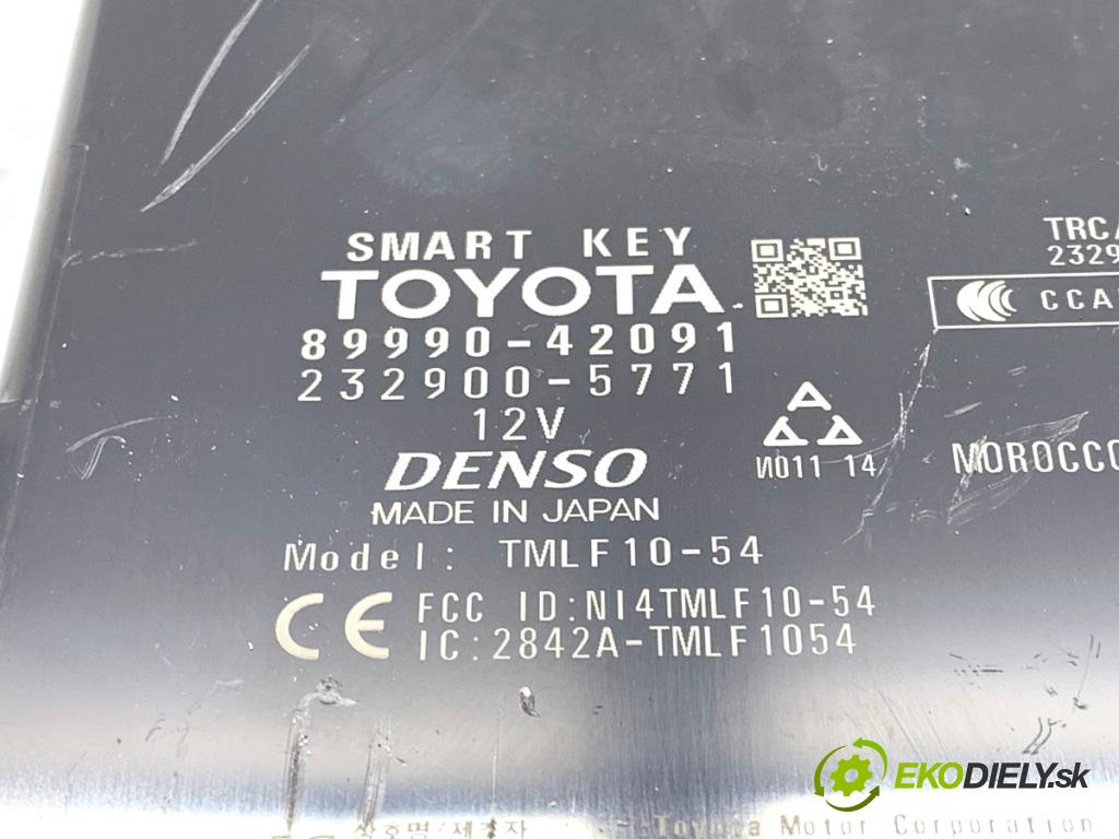 TOYOTA RAV 4 IV SUV 2017 114 kW 2.5 Hybrid 4WD (AVA44_) 2494 Modul SMART kluč 89990-42091