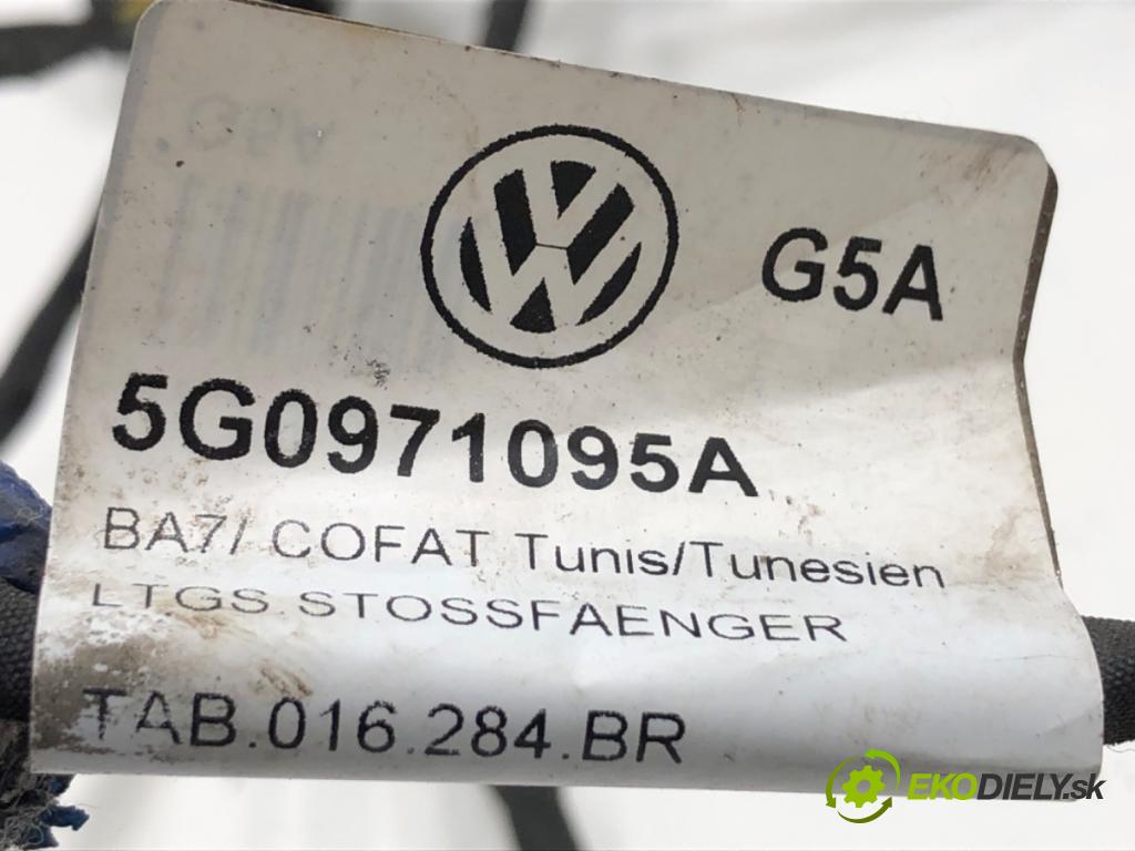 VW GOLF VII Kombi 2015 66 kW 1.6 TDI 1598 Káblovačka PDC predný 5G0971095A