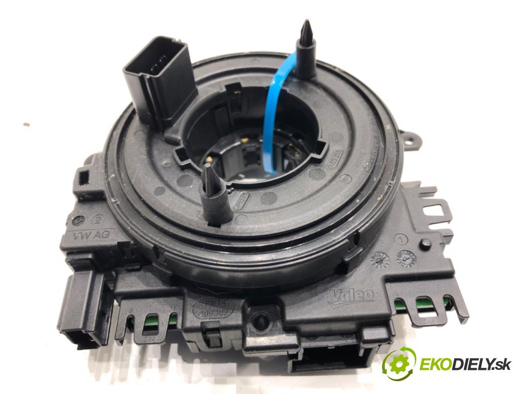 VW GOLF VII Kombi 2015 66 kW 1.6 TDI 1598 Krúžok, slimák airbag 5Q0953569A (Airbag)