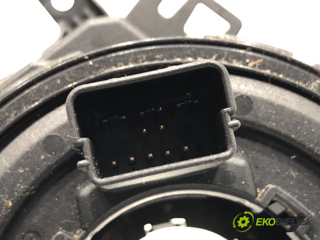 VW GOLF VII Kombi 2015 66 kW 1.6 TDI 1598 Krúžok, slimák airbag 5Q0953569A (Airbag)