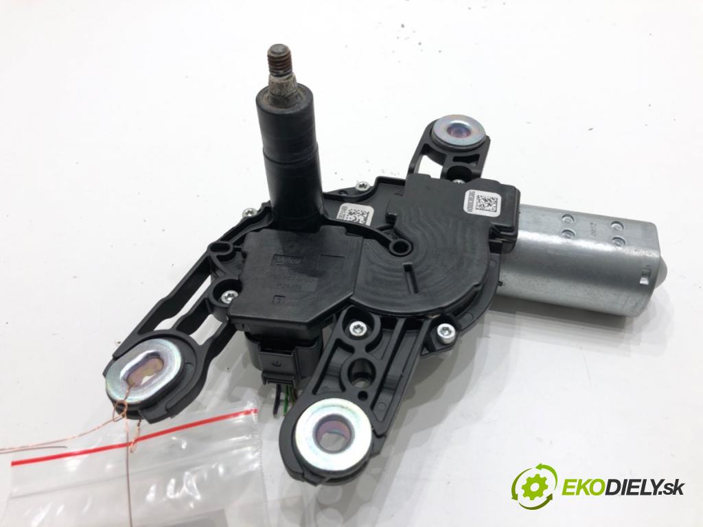 VW GOLF VII Kombi 2015 66 kW 1.6 TDI 1598 Motor stieračov zad 5G0955711A