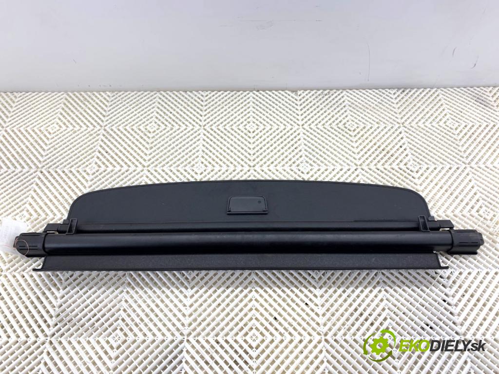 VW GOLF VII Kombi 2015 66 kW 1.6 TDI 1598 Roleta kufra