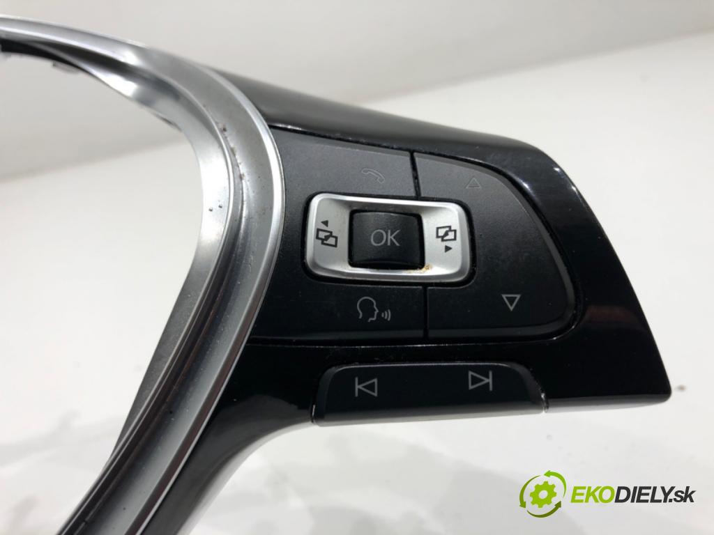 VW GOLF VII Kombi 2015 66 kW 1.6 TDI 1598 SPÍNAČE: volantu 5G0959442J