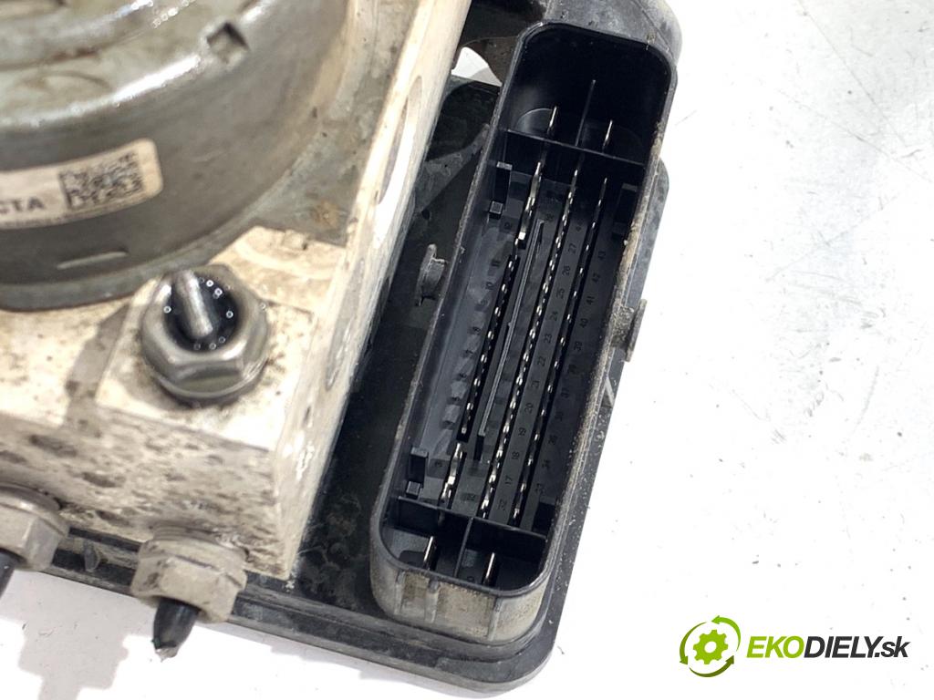 VW GOLF VII Kombi 2015 66 kW 1.6 TDI 1598 Pumpa ABS 3Q0614517Q (Pumpa ABS)