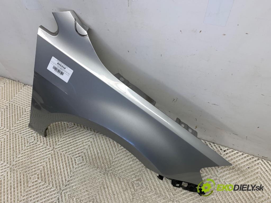 VW GOLF VII Kombi 2015 66 kW 1.6 TDI 1598 blatník pravý přední část LB7W LB7W