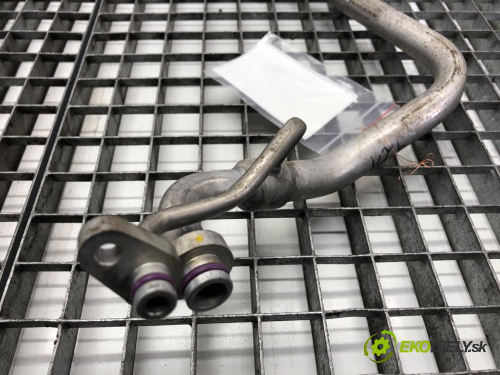 VW GOLF VII Kombi 2015 66 kW 1.6 TDI 1598 rúrka klimatizace 5Q1816738B (Trubka klimatizace)