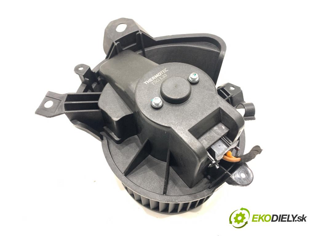 OPEL CORSA E liftback 2016 66 kW 1.4 (08, 68) 1398 ventilátor kúrenia