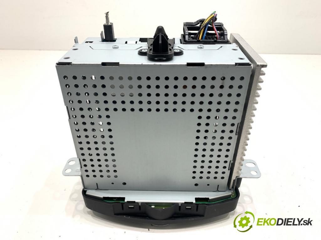 OPEL CORSA E liftback 2016 66 kW 1.4 (08, 68) 1398 RADIO 39068066 (Audio zariadenie)