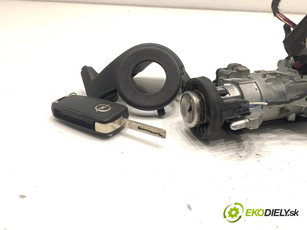 OPEL CORSA E liftback 2016 66 kW 1.4 (08, 68) 1398 spinačka 13496392 (Spínacia skrinka)