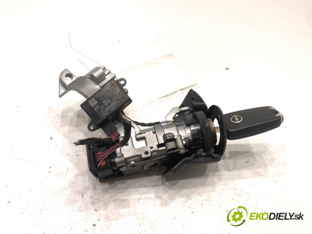 OPEL CORSA E liftback 2016 66 kW 1.4 (08, 68) 1398 spinačka 13496392 (Spínacia skrinka)