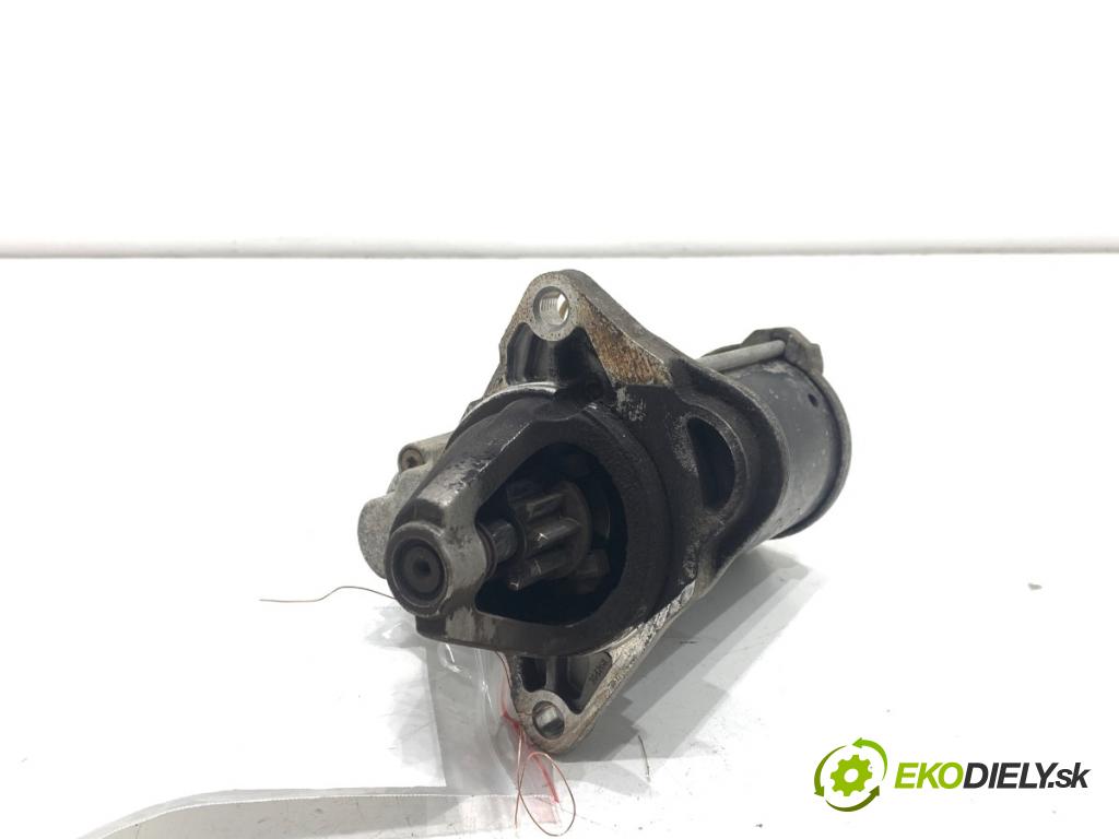 OPEL CORSA E liftback 2016 66 kW 1.4 (08, 68) 1398 startér 25198414 (Startér)