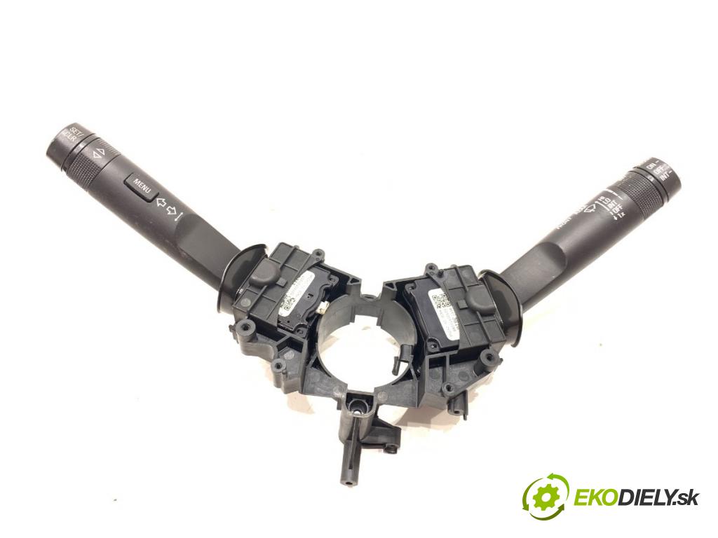 OPEL CORSA E liftback 2016 66 kW 1.4 (08, 68) 1398 Prepínač kombinovaný 95433818 (Prepínacie páčky pod volantom)