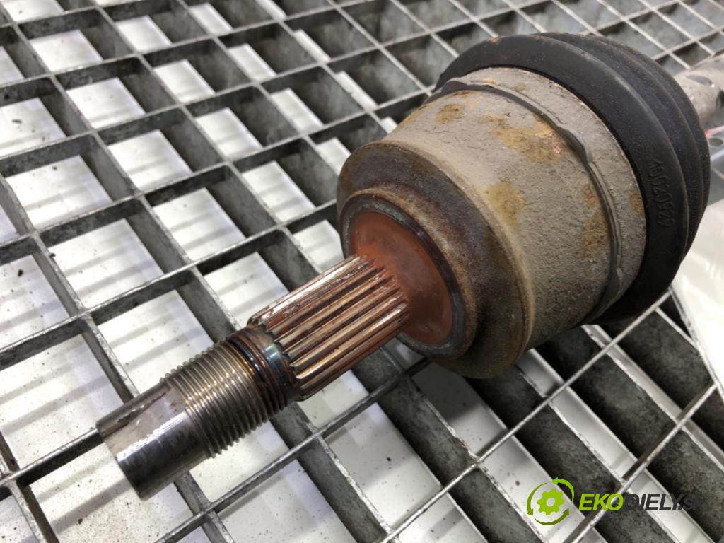 OPEL CORSA E liftback 2016 66 kW 1.4 (08, 68) 1398 poloos pravý přední část 13149829