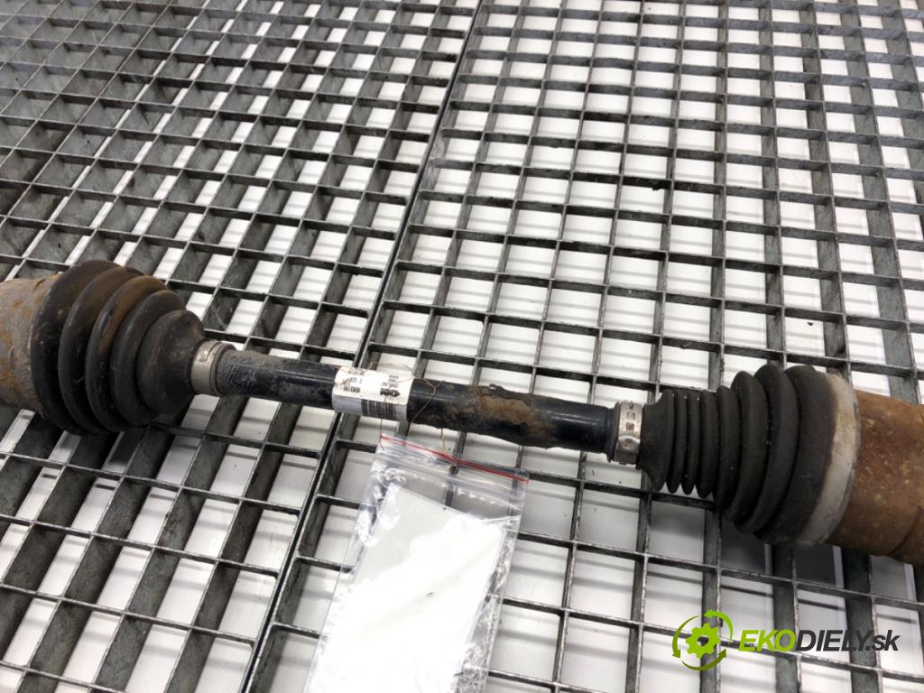 OPEL CORSA E liftback 2016 66 kW 1.4 (08, 68) 1398 poloos levý přední část 13149830