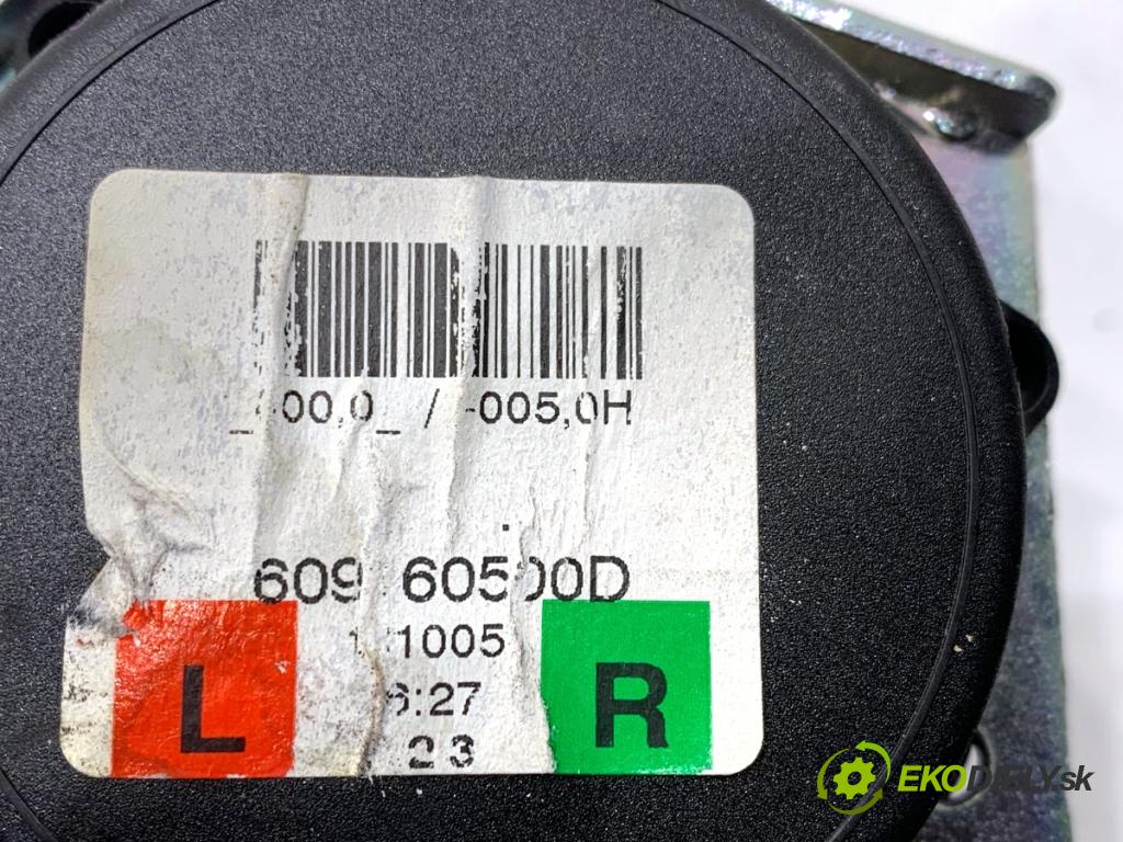 OPEL CORSA E liftback 2016 66 kW 1.4 (08, 68) 1398 Držiak BEZPEČNOSŤ pravy zad 609160500D
