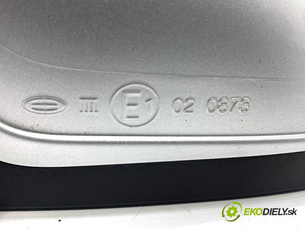 OPEL CORSA E liftback 2016 66 kW 1.4 (08, 68) 1398 zpětné zrcátko levý