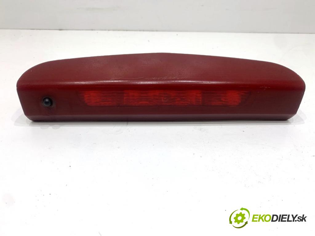 OPEL CORSA E liftback 2016 66 kW 1.4 (08, 68) 1398 Svetlo brzdových svetiel 510511640