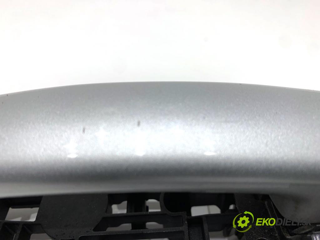 OPEL CORSA E liftback 2016 66 kW 1.4 (08, 68) 1398 Kľučka vonkajšia ľavy predný