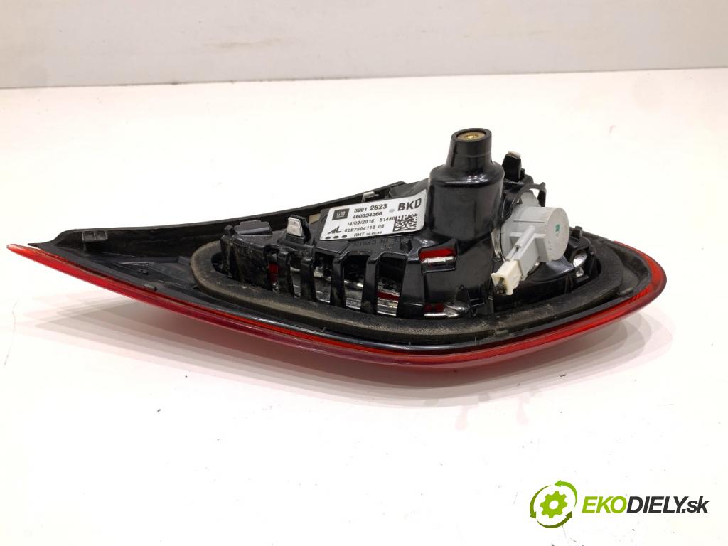 OPEL CORSA E liftback 2016 66 kW 1.4 (08, 68) 1398 Svetlo zad ľavá strana vnútorná 39012623 (Kľučka dverí ostatné)