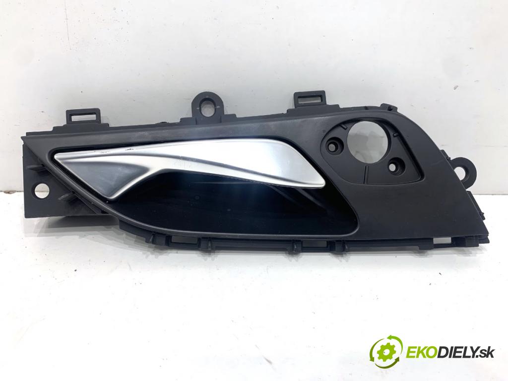 HYUNDAI i40 Kombi 2013 85 kW 1.7 CRDi 1685 Kľučka vnútorná pravy zad 26111-72802