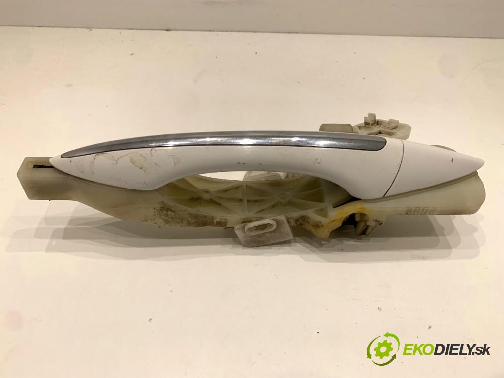 HYUNDAI i40 Kombi 2013 85 kW 1.7 CRDi 1685 Kľučka vonkajšia pravy zad