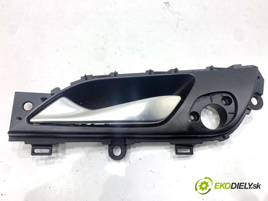 HYUNDAI i40 Kombi 2013 85 kW 1.7 CRDi 1685 Kľučka vnútorná ľavy predný 25111-72800