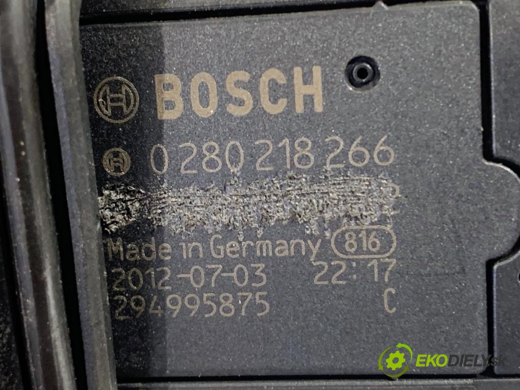 BMW F30 sedan 2015 180 kW 328 i xDrive 1997 Váha vzduchu 0280218266 (Váha vzduchu)