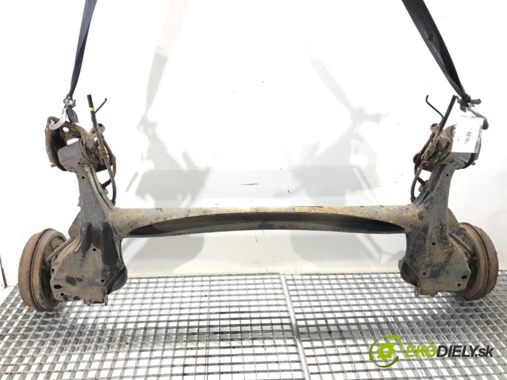 OPEL CORSA E liftback 2016 66 kW 1.4 (08, 68) 1398 výztuha zadní část