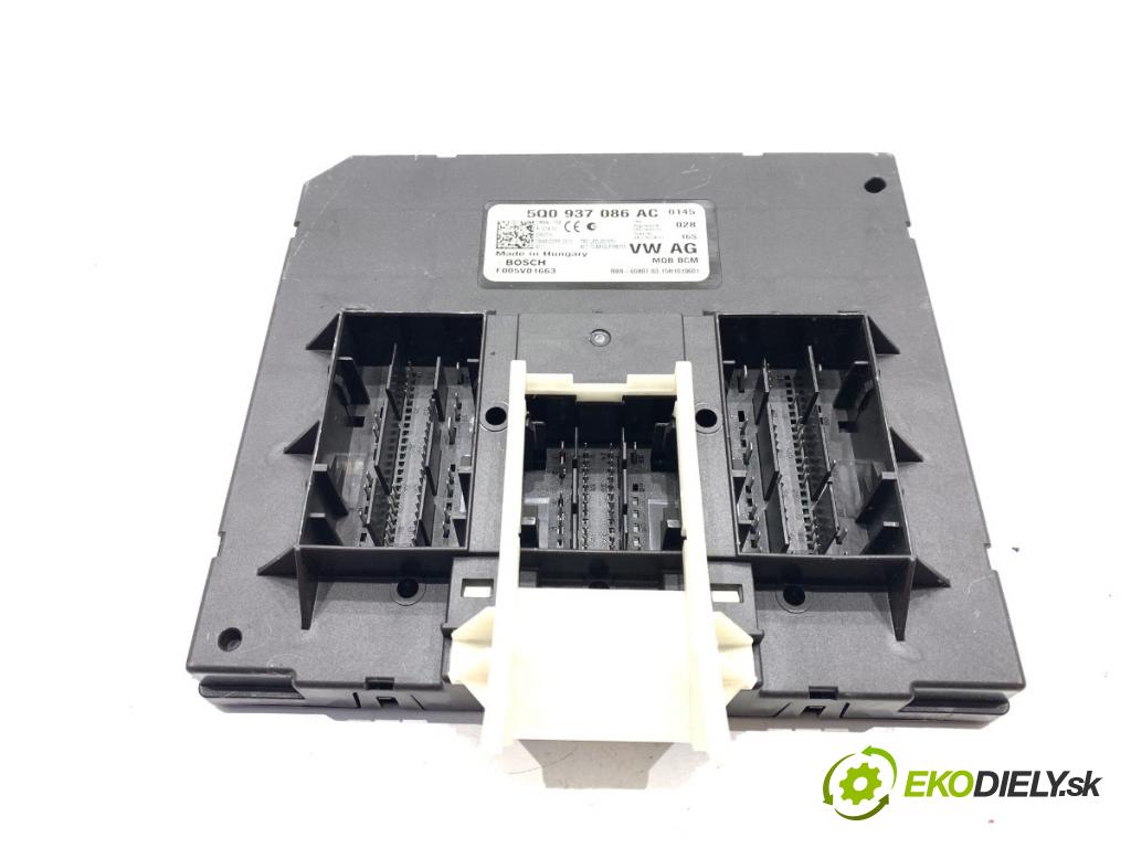 VW GOLF VII Kombi 2015 66 kW 1.6 TDI 1598 Modul komfortu 5Q0937086AC (Modul komfortu)