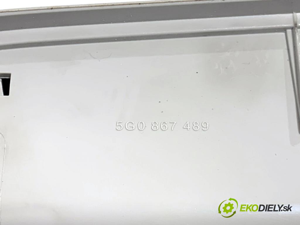 VW GOLF VII Kombi 2015 66 kW 1.6 TDI 1598 svetlo stropné 5G0868837 (Osvetlenie interiéru)