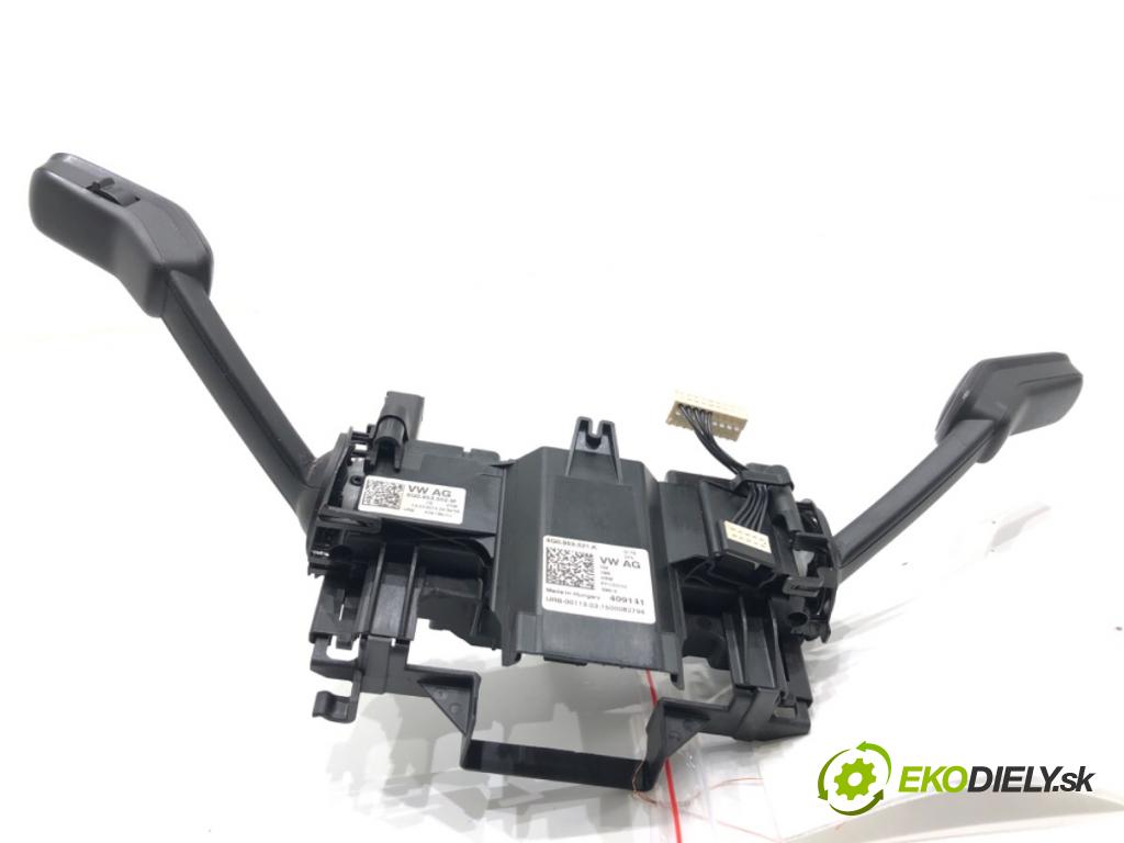 VW GOLF VII Kombi 2015 66 kW 1.6 TDI 1598 Prepínač kombinovaný 5Q0953521K (Prepínacie páčky pod volantom)