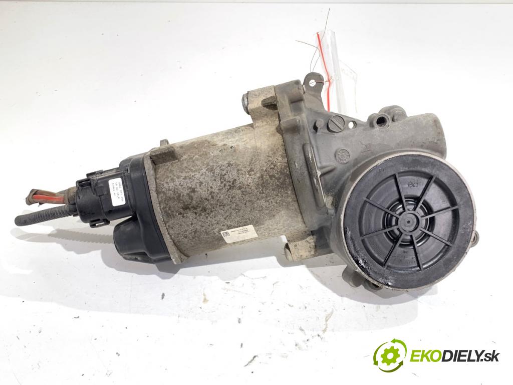 VW GOLF VII Kombi 2015 66 kW 1.6 TDI 1598 Motor servočerpadlo 5Q0909144R