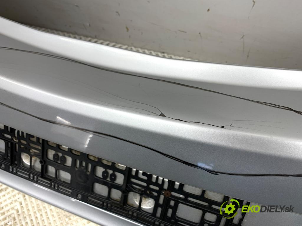 OPEL CORSA E liftback 2016 66 kW 1.4 (08, 68) 1398 nárazník zadní část Z176 (Klika dveří ostatní)