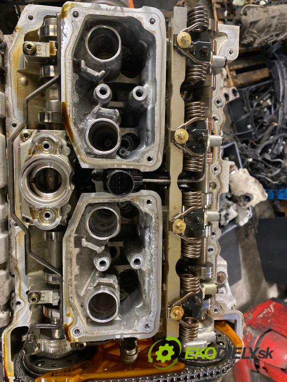 BMW F30 sedan 2015 180 kW 328 i xDrive 1997 motor N26B20 (Motor)