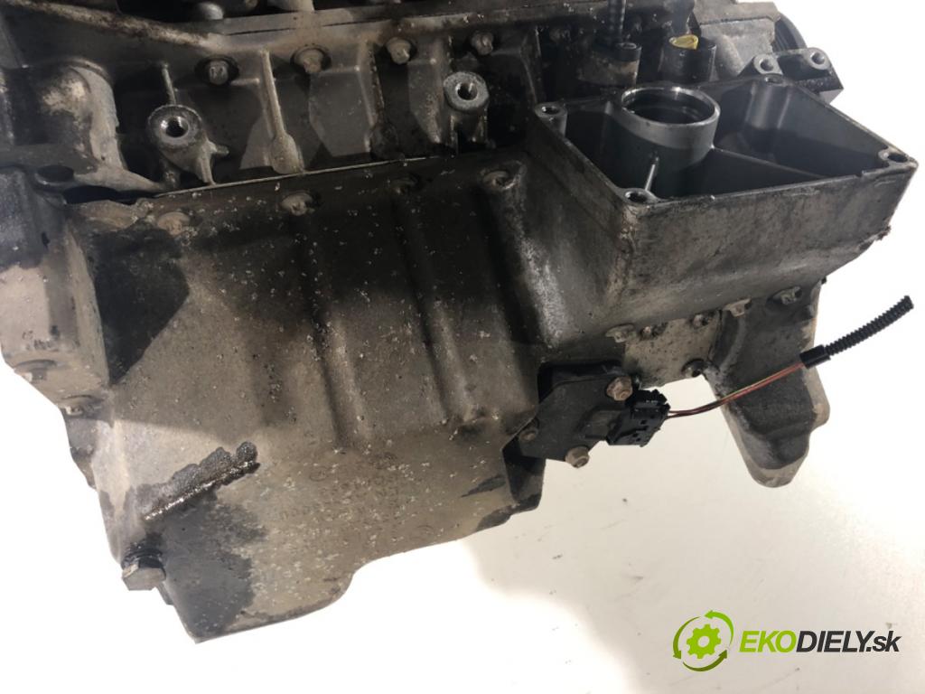 BMW F30 sedan 2015 180 kW 328 i xDrive 1997 motor N26B20 (Motor)