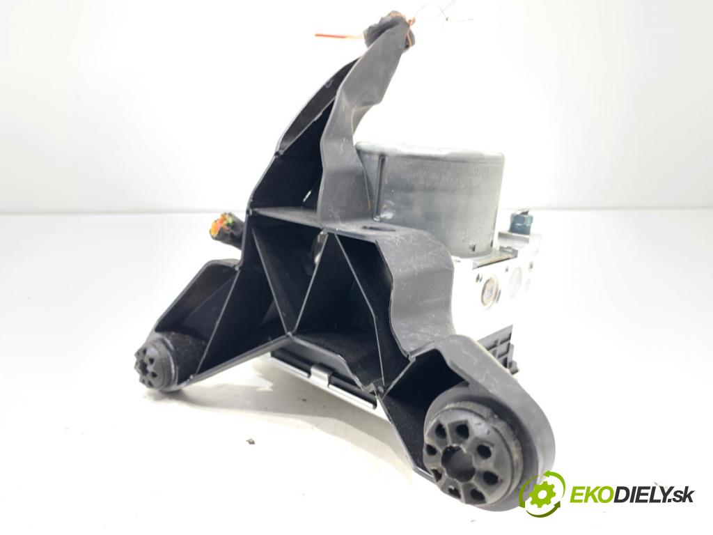 BMW F44 coupe 2021 131 kW 220 i 1998 Pumpa ABS 5A2EDE2 (Pumpa ABS)