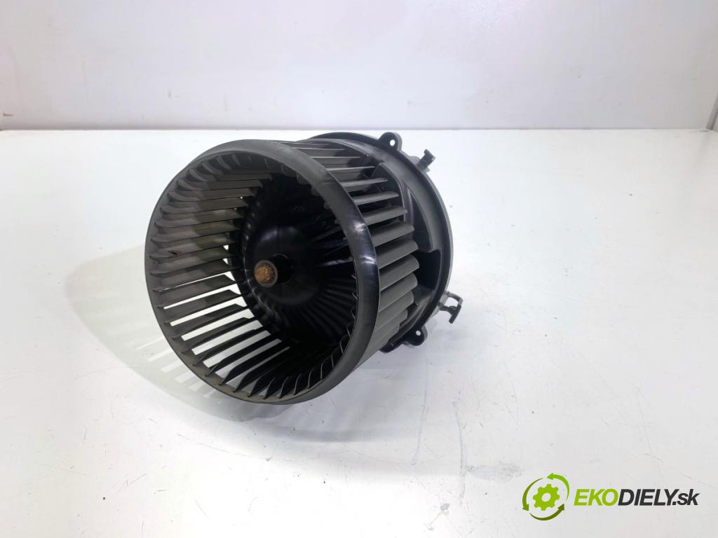 BMW F44 coupe 2021 131 kW 220 i 1998 ventilátor kúrenia 9297751