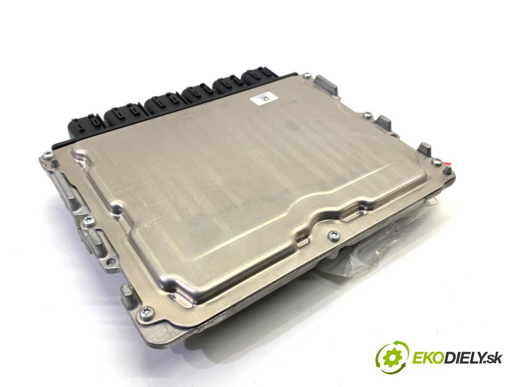 BMW F44 coupe 2021 131 kW 220 i 1998 riadiaca jednotka Motor 5A45F57 (Riadiaca jednotka)