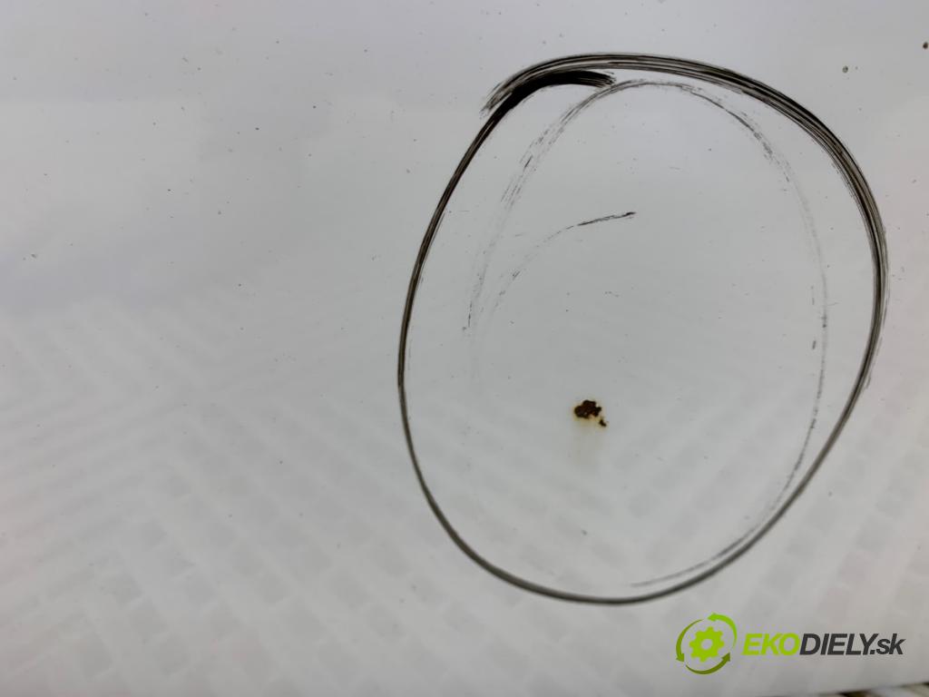 HYUNDAI i40 Kombi 2013 85 kW 1.7 CRDi 1685 Kapota NCW (Kapota)