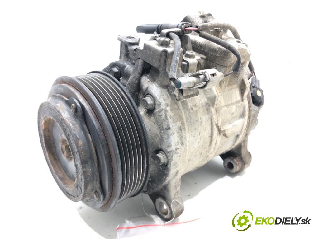 BMW F30 sedan 2015 180 kW 328 i xDrive 1997 kompresor klimatizace 9330825 (Kompresor klimatizace)