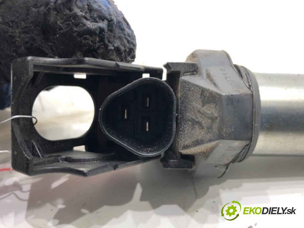 BMW F30 sedan 2015 180 kW 328 i xDrive 1997 cívka zapalovací 8616153 (Zážehová cívka)