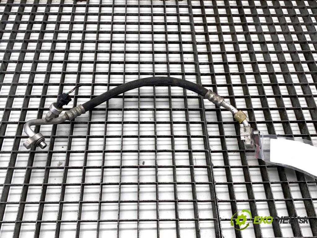 OPEL ASTRA K liftback 2020 81 kW 1.2 Turbo (68) 1199 rúrka klimatizace  (Trubka klimatizace)