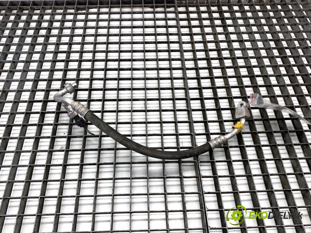 OPEL ASTRA K liftback 2020 81 kW 1.2 Turbo (68) 1199 rúrka klimatizace  (Trubka klimatizace)