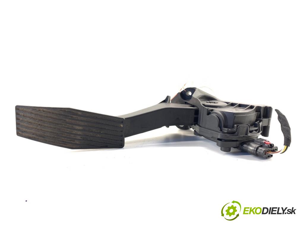 OPEL ASTRA K liftback 2020 81 kW 1.2 Turbo (68) 1199 Potenciometer plynu 13373776 (Potenciometer plynového pedálu)