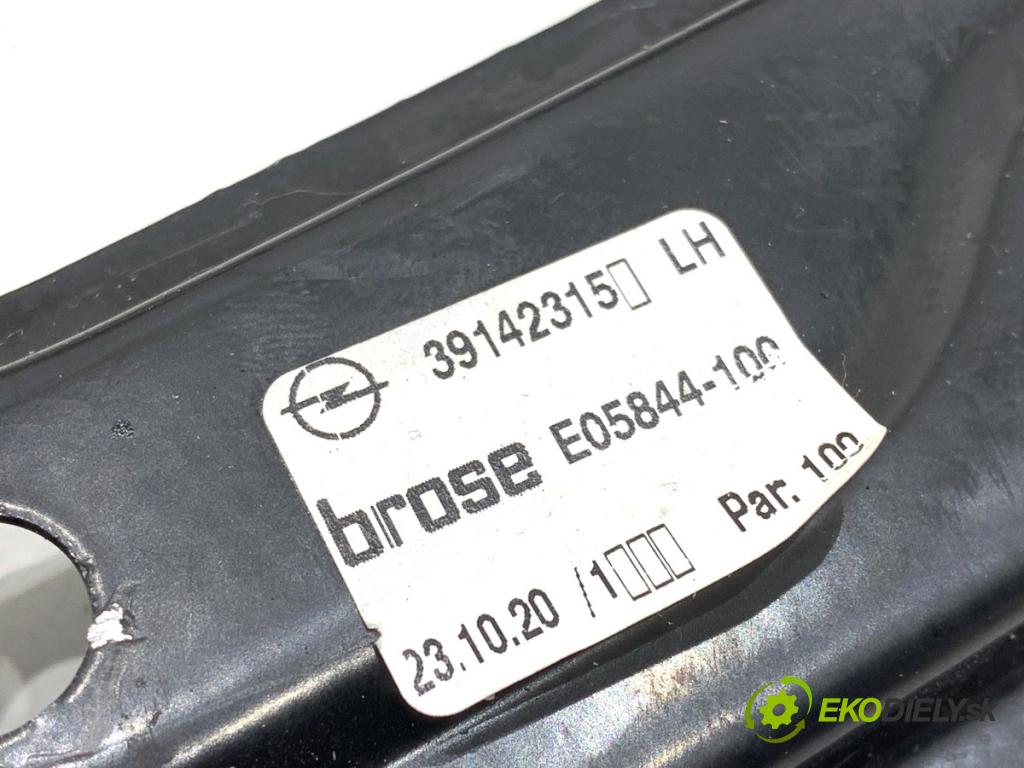 OPEL ASTRA K liftback 2020 81 kW 1.2 Turbo (68) 1199 Mechanizmus okna ľavy predný 39142315