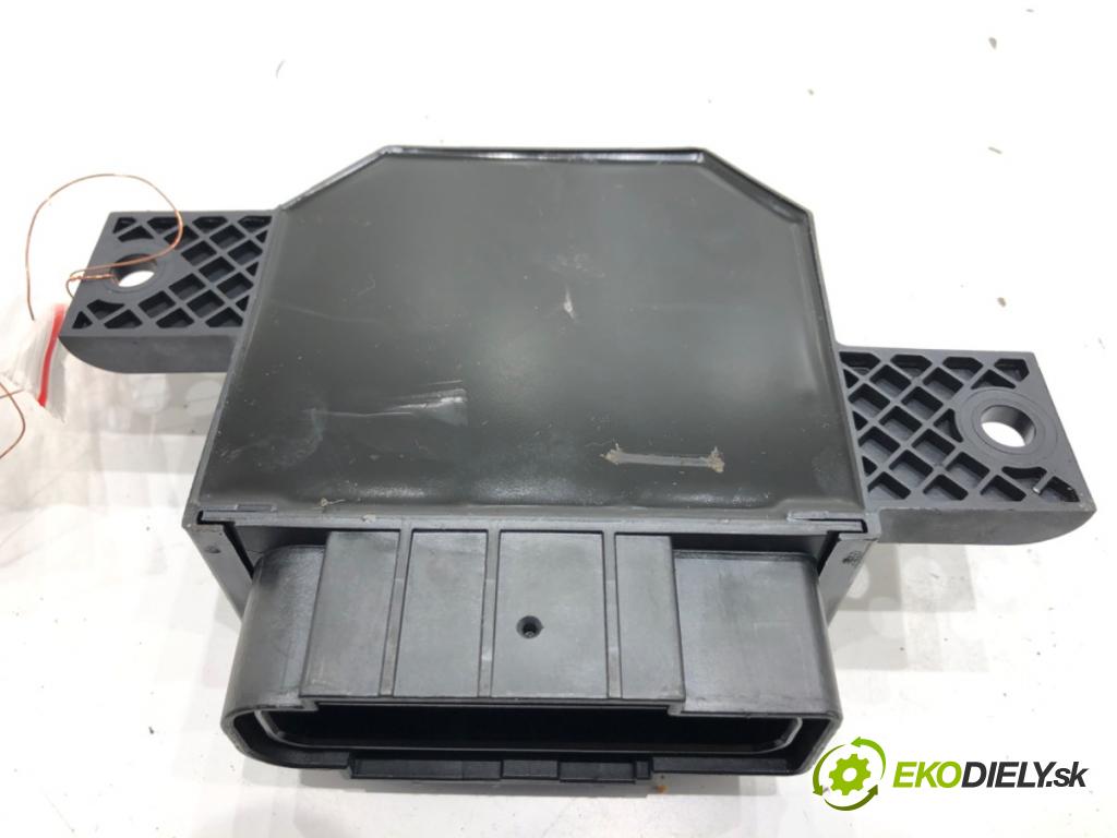 OPEL ASTRA K liftback 2020 81 kW 1.2 Turbo (68) 1199 Modul pumpy paliva 13522663