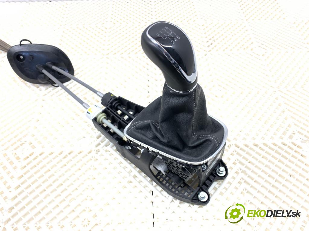 OPEL ASTRA K liftback 2020 81 kW 1.2 Turbo (68) 1199 Kulisa 55509624 (Rýchlostná páka (kulisa))