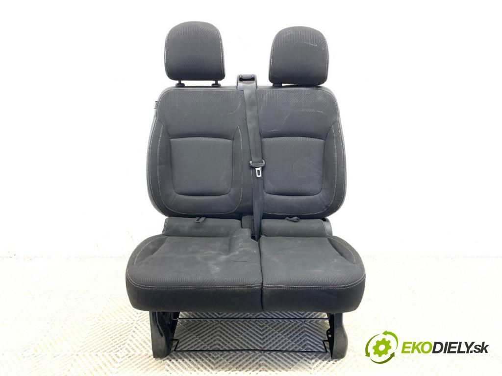 RENAULT TRAFIC III Autobus 2015 92 kW 1.6 dCi 125 (JGMH) 1598 Sedadlo pravy predný DVOJNÁSOBEK: 