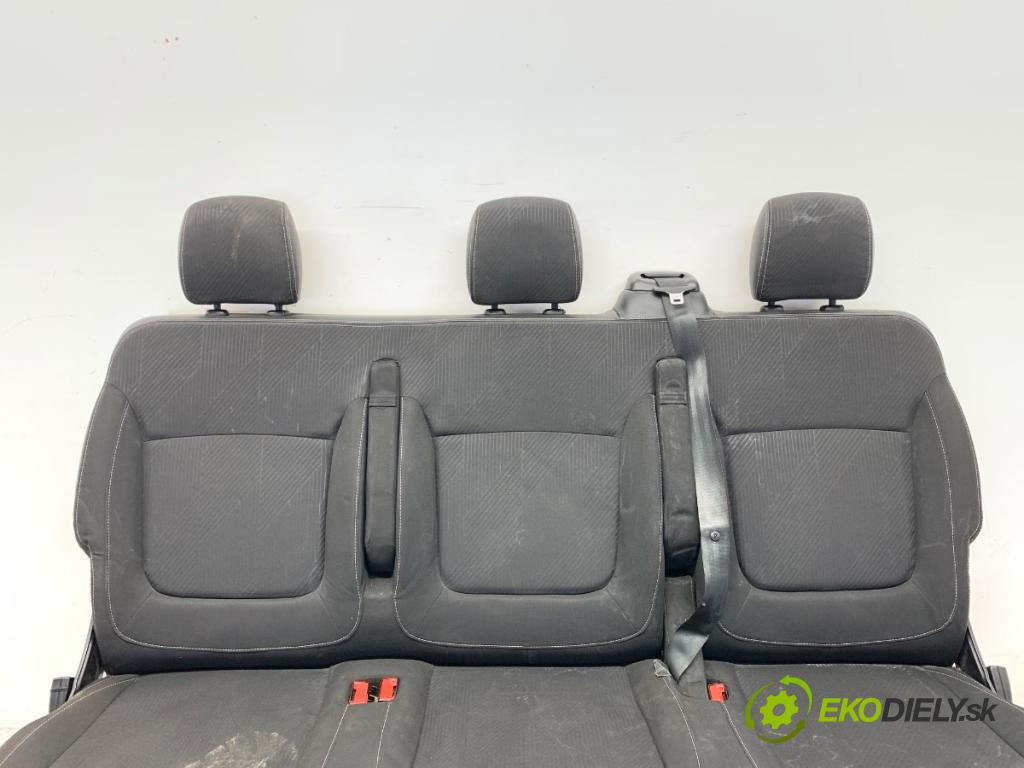 RENAULT TRAFIC III Autobus 2015 92 kW 1.6 dCi 125 (JGMH) 1598 Sedadlo tretí rad